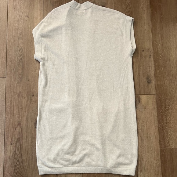 Barefoot Dreams CozyChic Ultra Lite Sleeveless (cap sleeve) Cream Cardigan Small - Picture 2 of 5